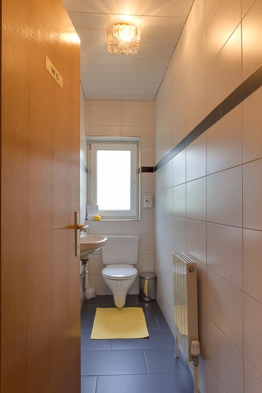 Biancas Ferienwohnung Im Haus Roswitha Tumpen Ngoại thất bức ảnh