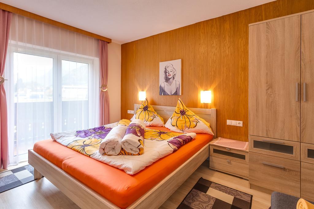 Biancas Ferienwohnung Im Haus Roswitha Tumpen Ngoại thất bức ảnh